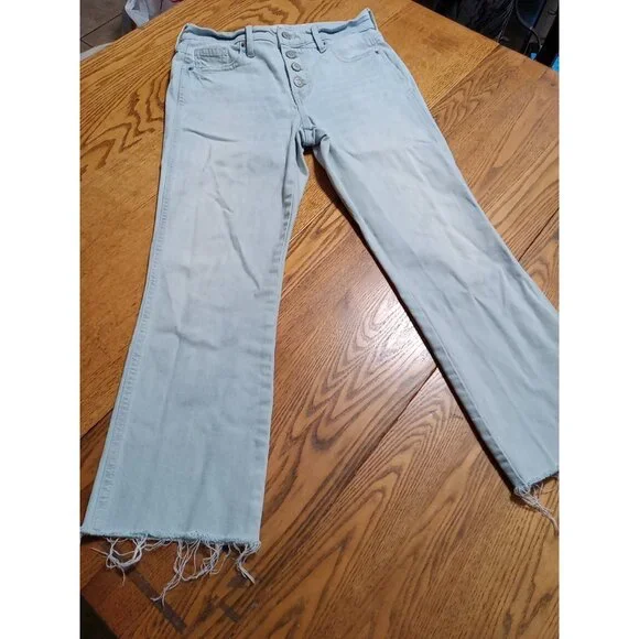 OLD NAVY Jeans Womens 4P BLUE LIGHT Wash STRAIGHT ? Preowned Button Fly Used - Picture 2 of 13